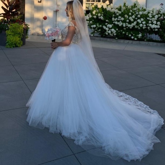 Wedding Dress Lorenzi Rossi MillaNova Ivory Deniz Size 38 - Picture 12 of 14